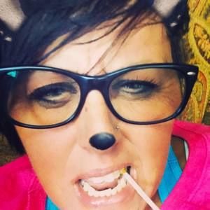 Meet your Posher, Tina